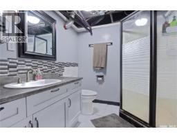 1042 Algoma Avenue, Moose Jaw, SK S6H3Z5 Photo 20
