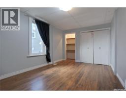 1042 Algoma Avenue, Moose Jaw, SK S6H3Z5 Photo 17