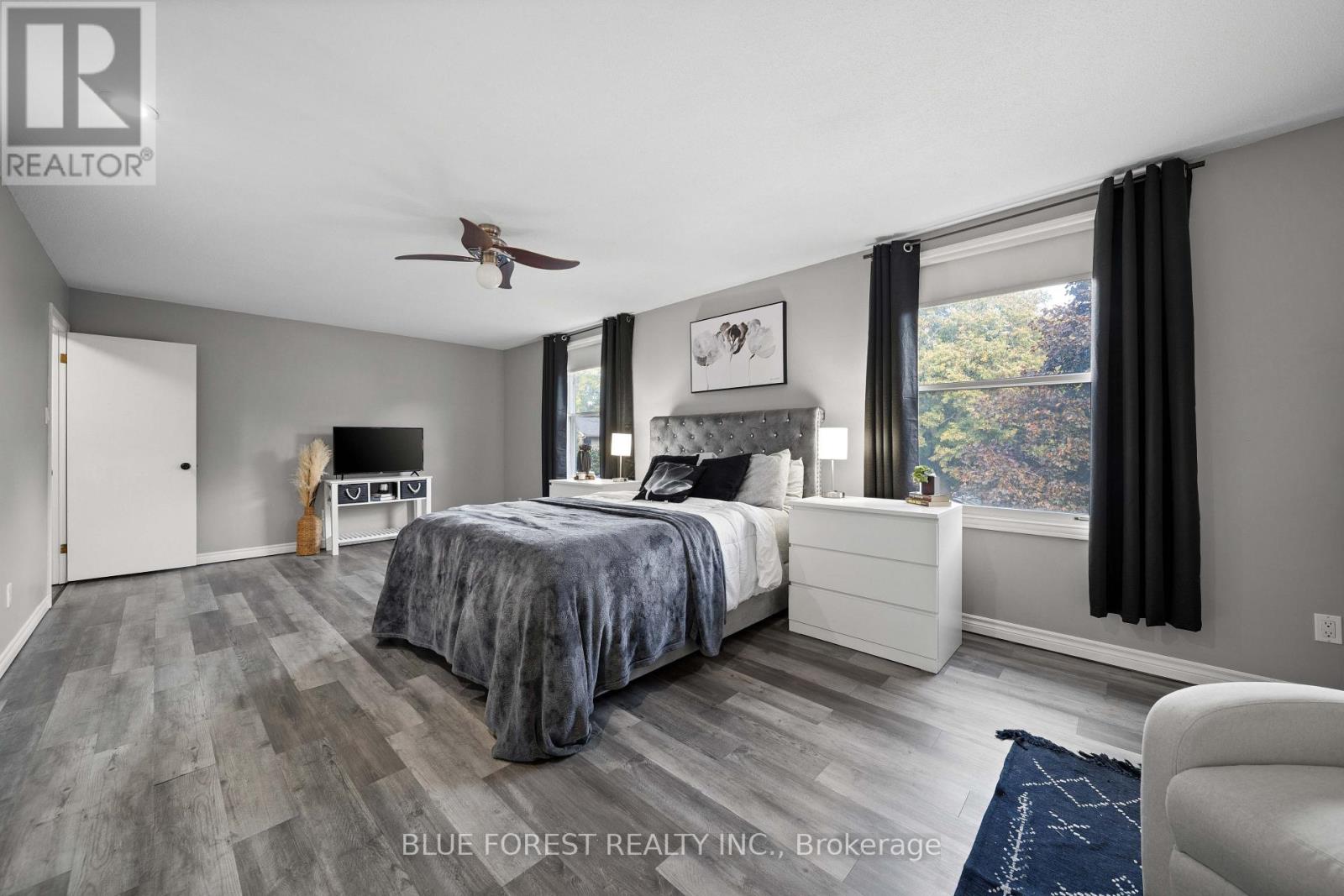 10 BERKSHIRE COURT - Image 17
