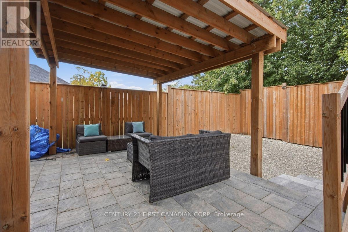 12 BRISCOE CRESCENT - Image 42