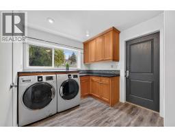 4124 19 Street NW - photo 24