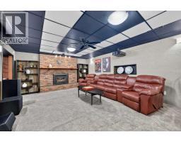 4124 19 Street NW - photo 29