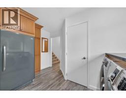 4124 19 Street NW - photo 25