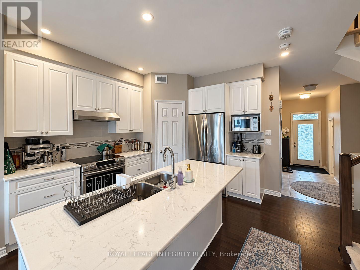 383 WARMSTONE DRIVE, Ottawa — photo 8