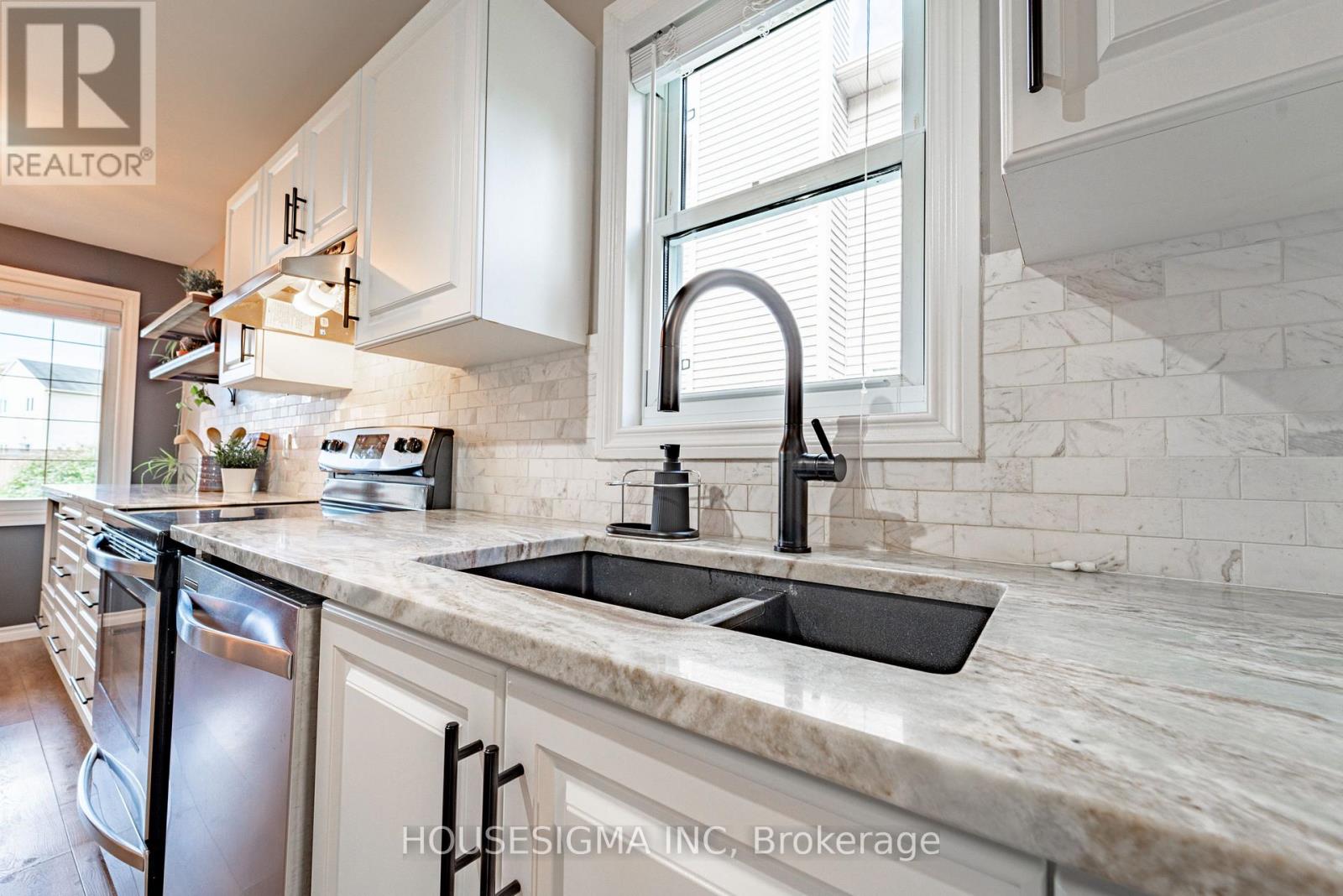 247 MCEACHERN CRESCENT - 10