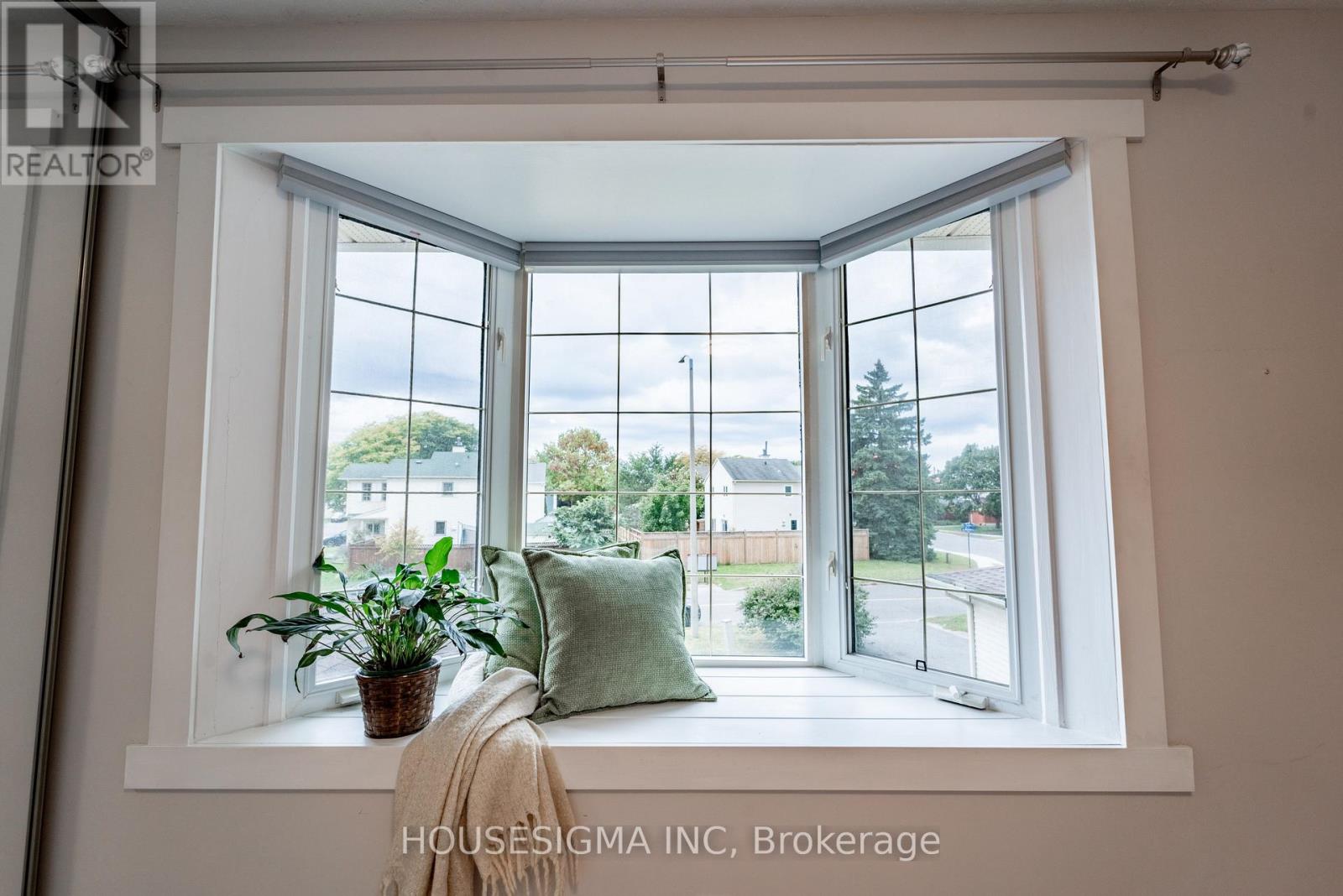 247 MCEACHERN CRESCENT - Image 32