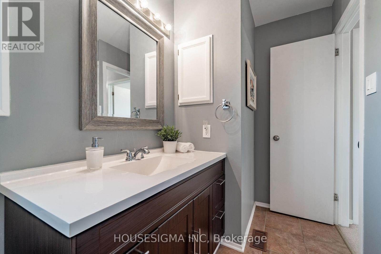 247 MCEACHERN CRESCENT - Image 36
