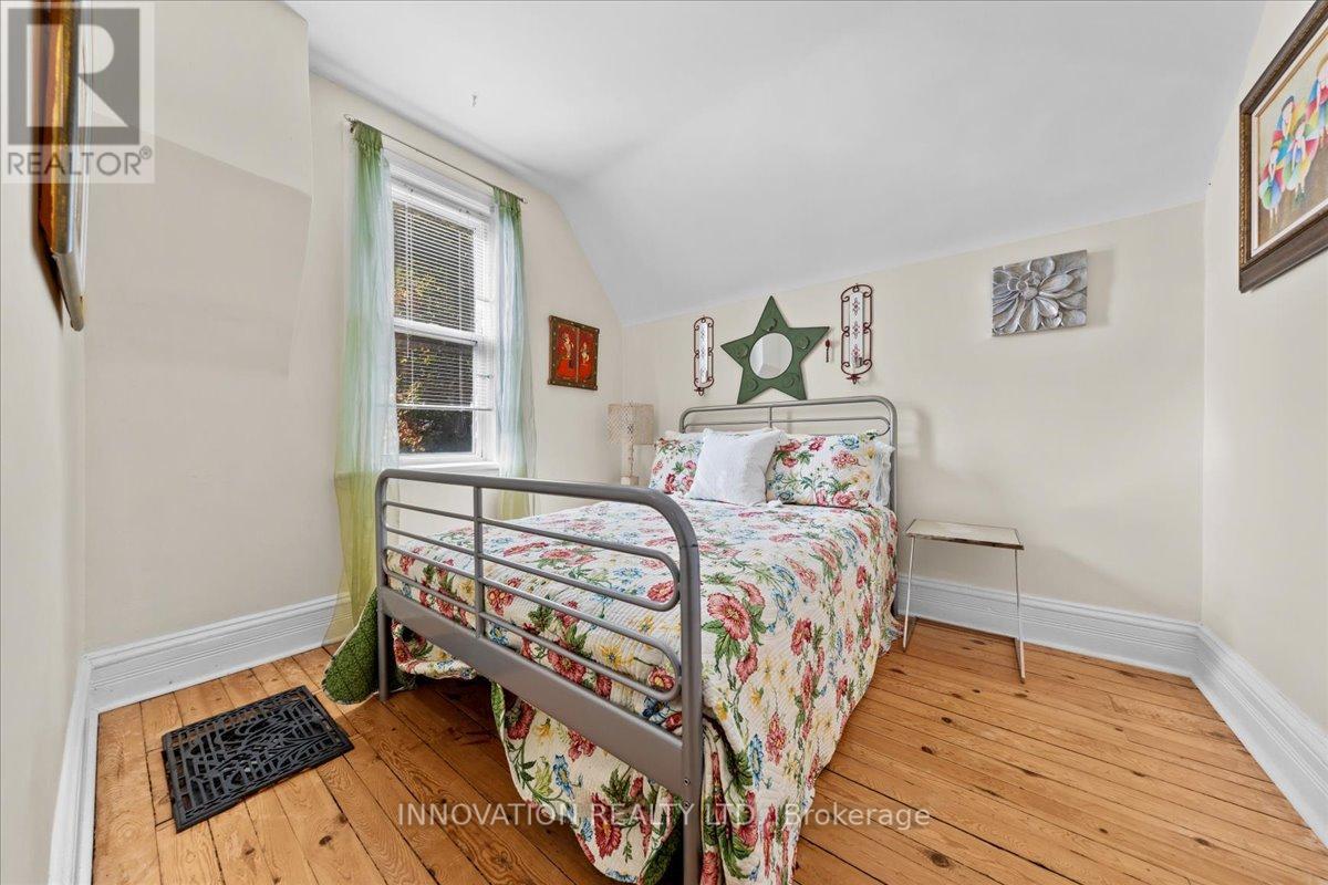 4058 CARP ROAD - 23