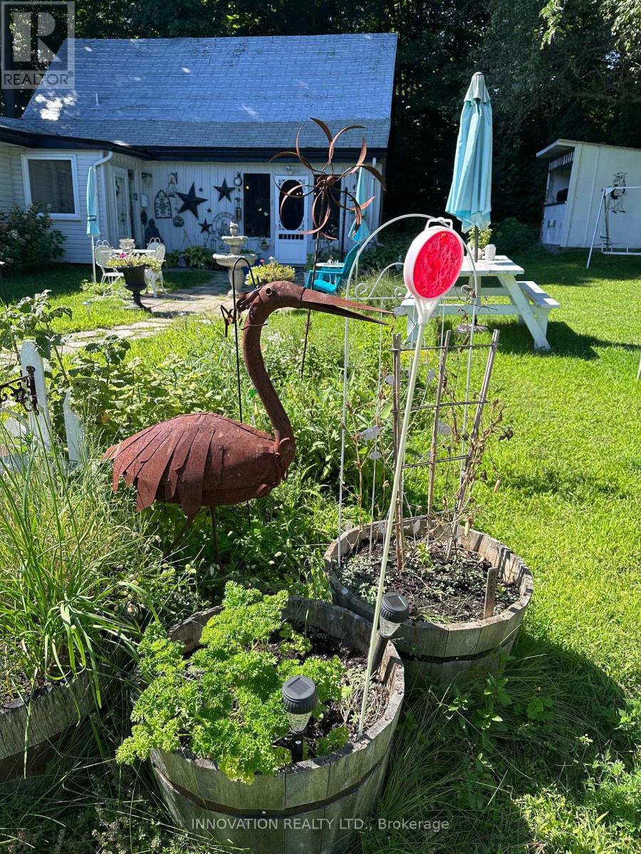 4058 CARP ROAD - 33