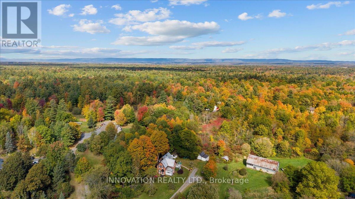 4058 CARP ROAD - Image 40