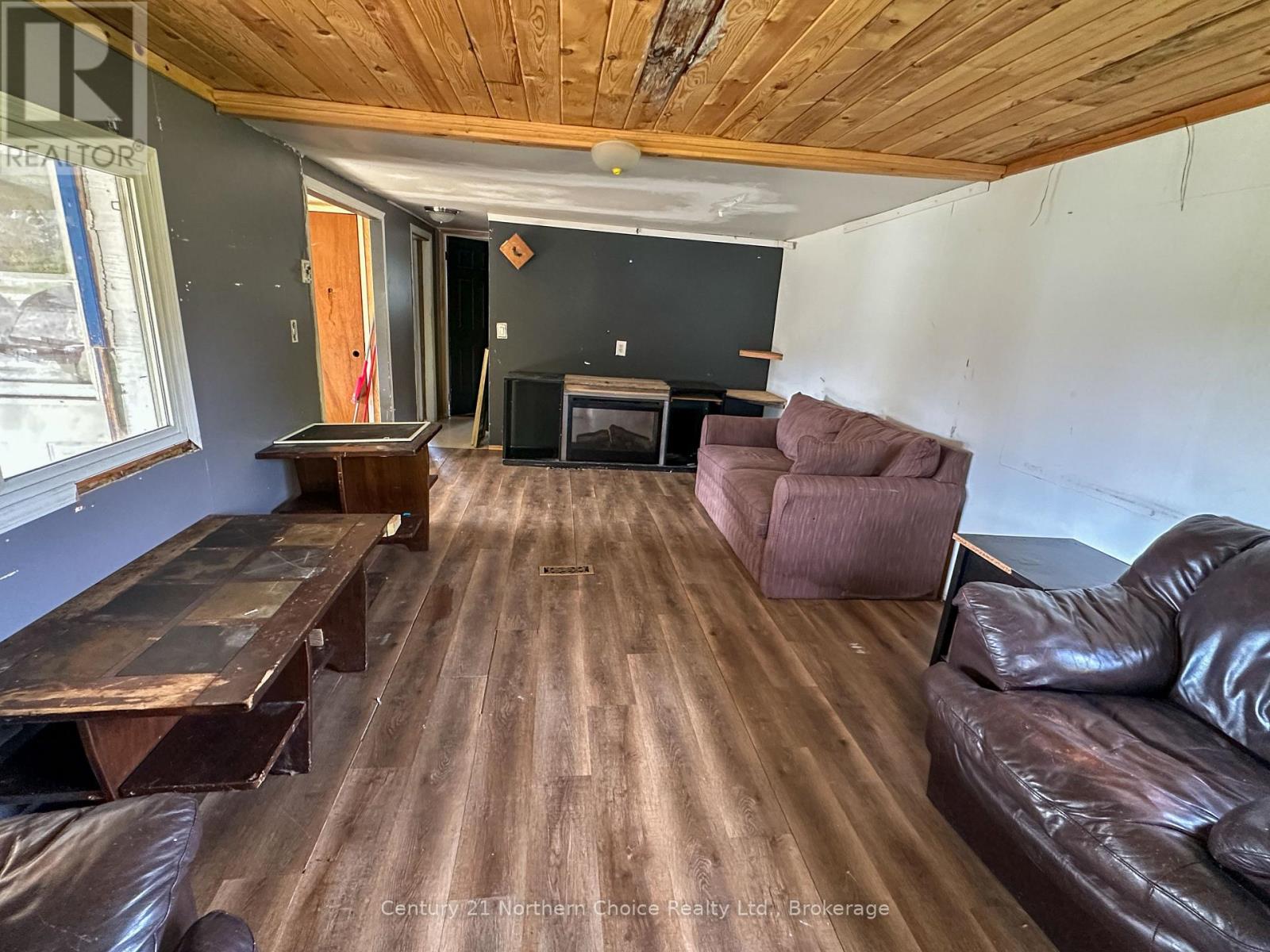 93 FOREST DRIVE, Ear Falls — photo 2