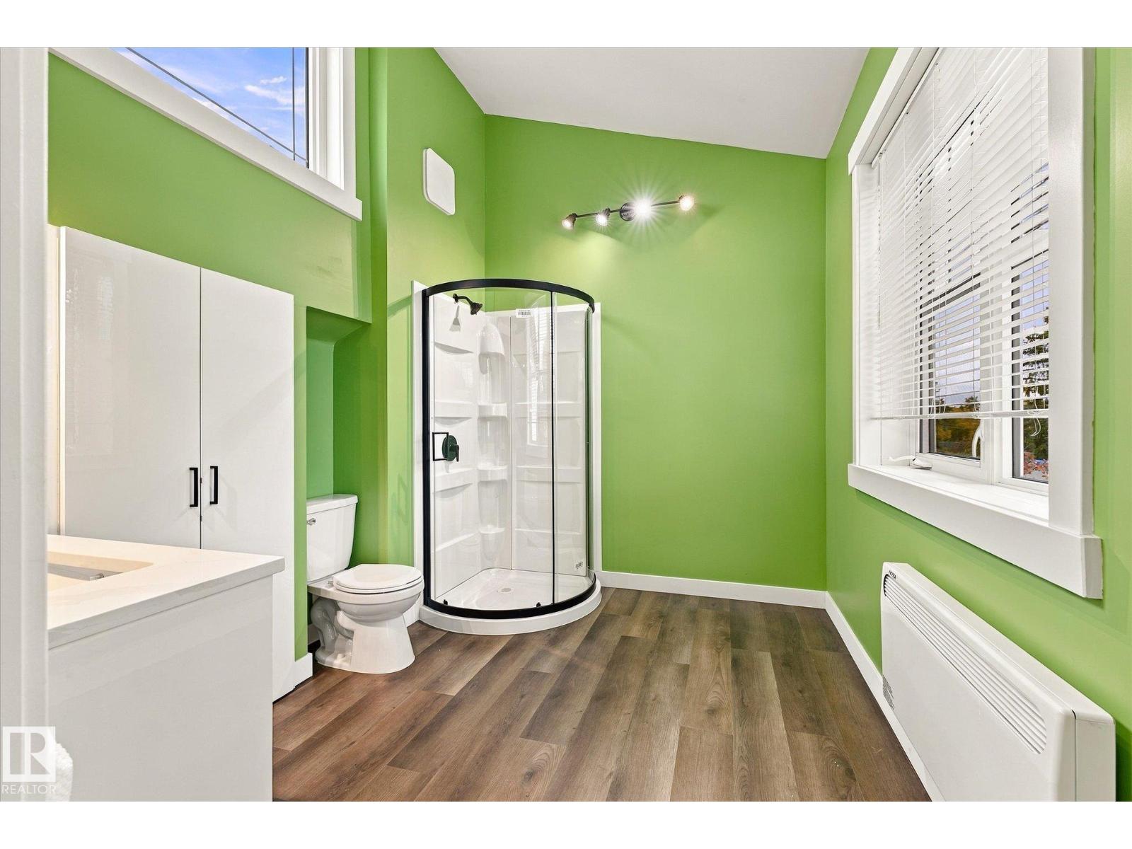 8742 151 ST NW - 24