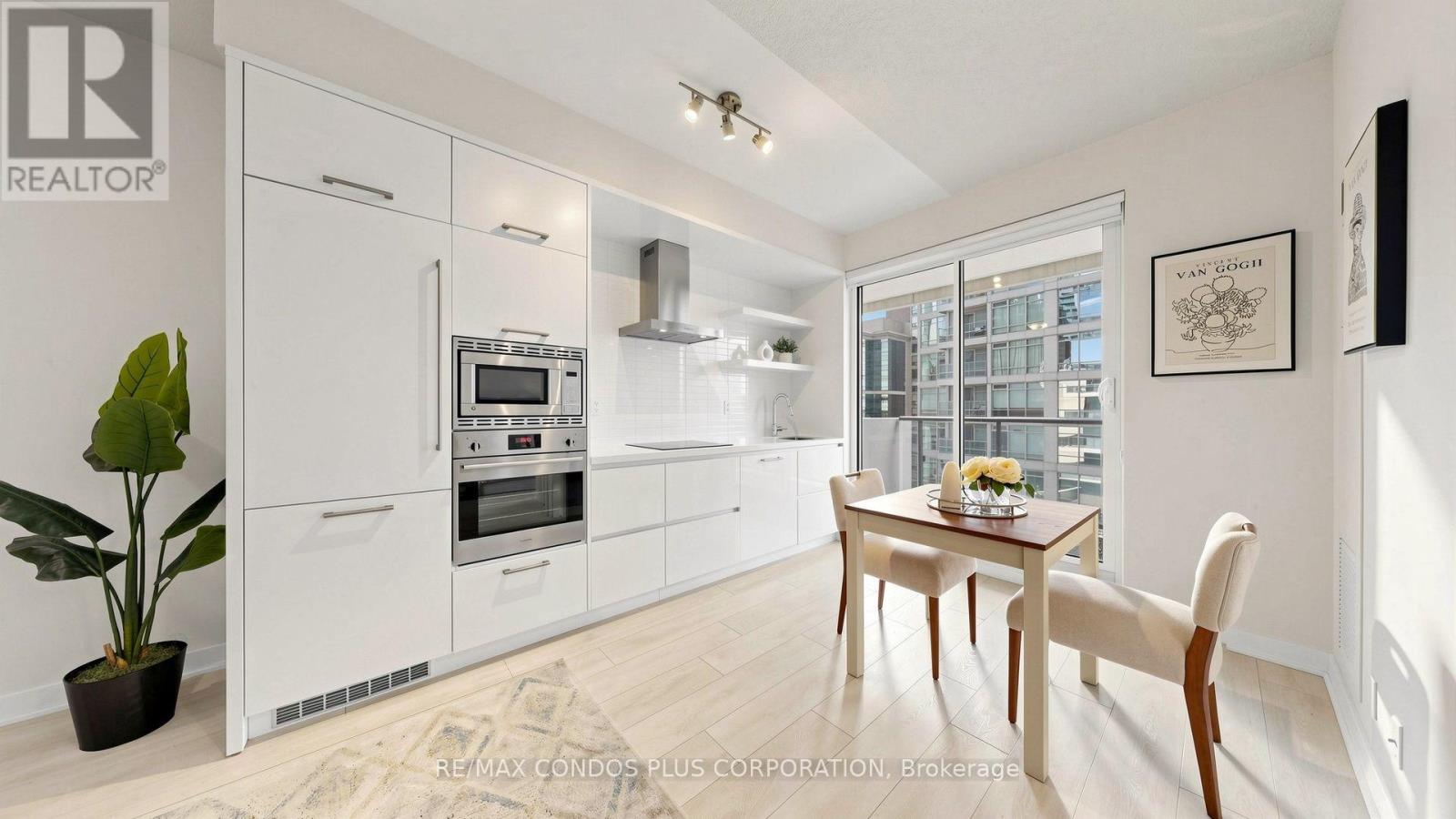 506- 2221 Yonge Street, Toronto, ON photo 18