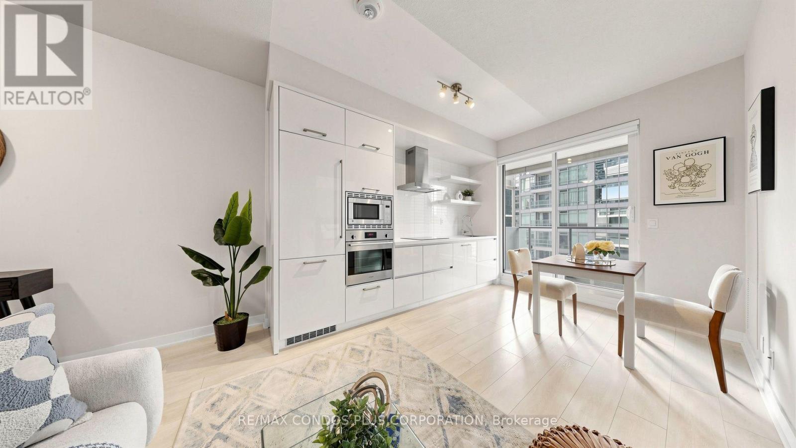 506- 2221 Yonge Street, Toronto, ON photo 5