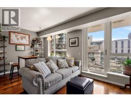 Living room - 404 834 Johnson St, Victoria, BC V8W1N3 Photo 6