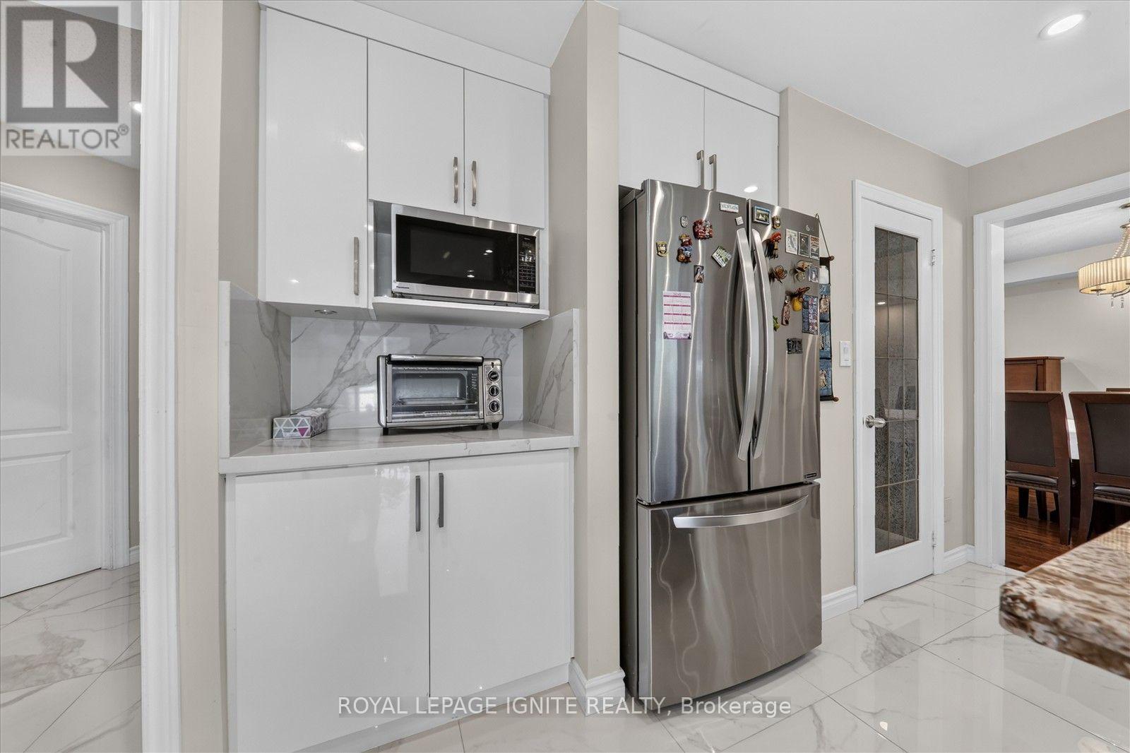2015 Valewood Court, Oshawa, ON photo 18