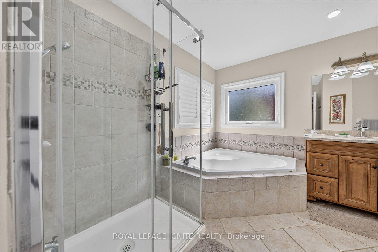 2015 Valewood Court, Oshawa, ON photo 29