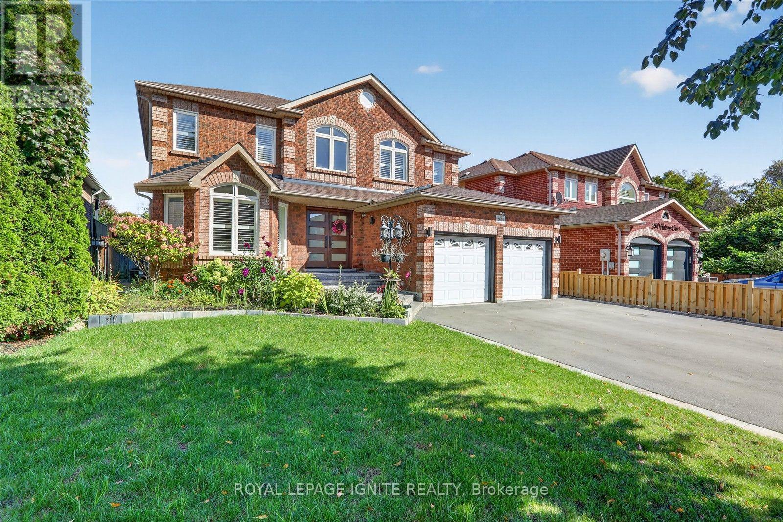 2015 Valewood Court, Oshawa, ON photo 3