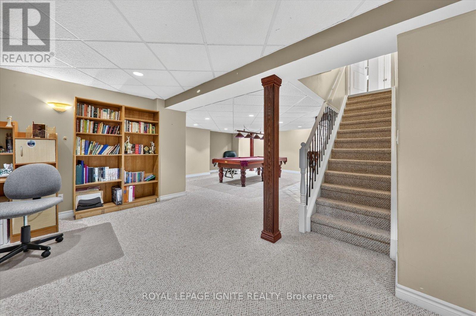 2015 Valewood Court, Oshawa, ON photo 40