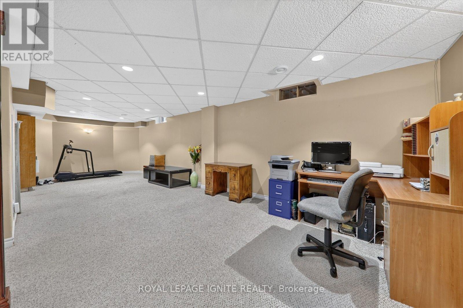 2015 Valewood Court, Oshawa, ON photo 43