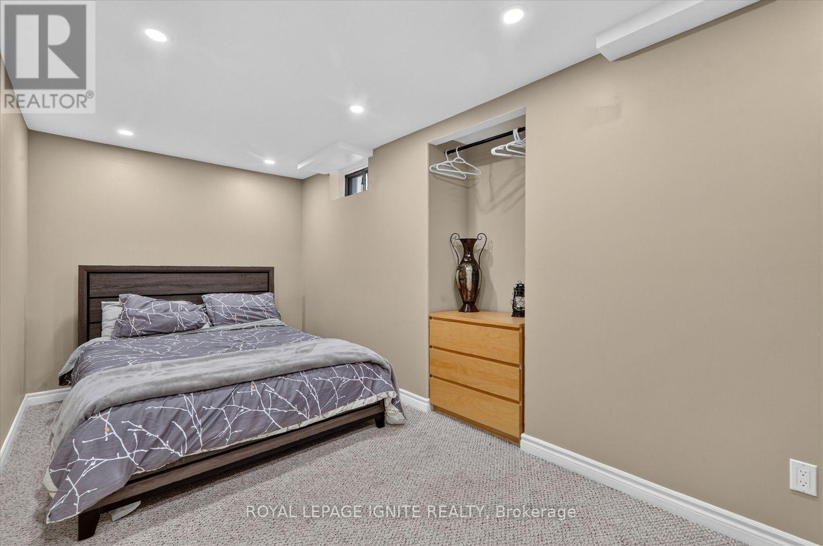 2015 Valewood Court, Oshawa, ON photo 46