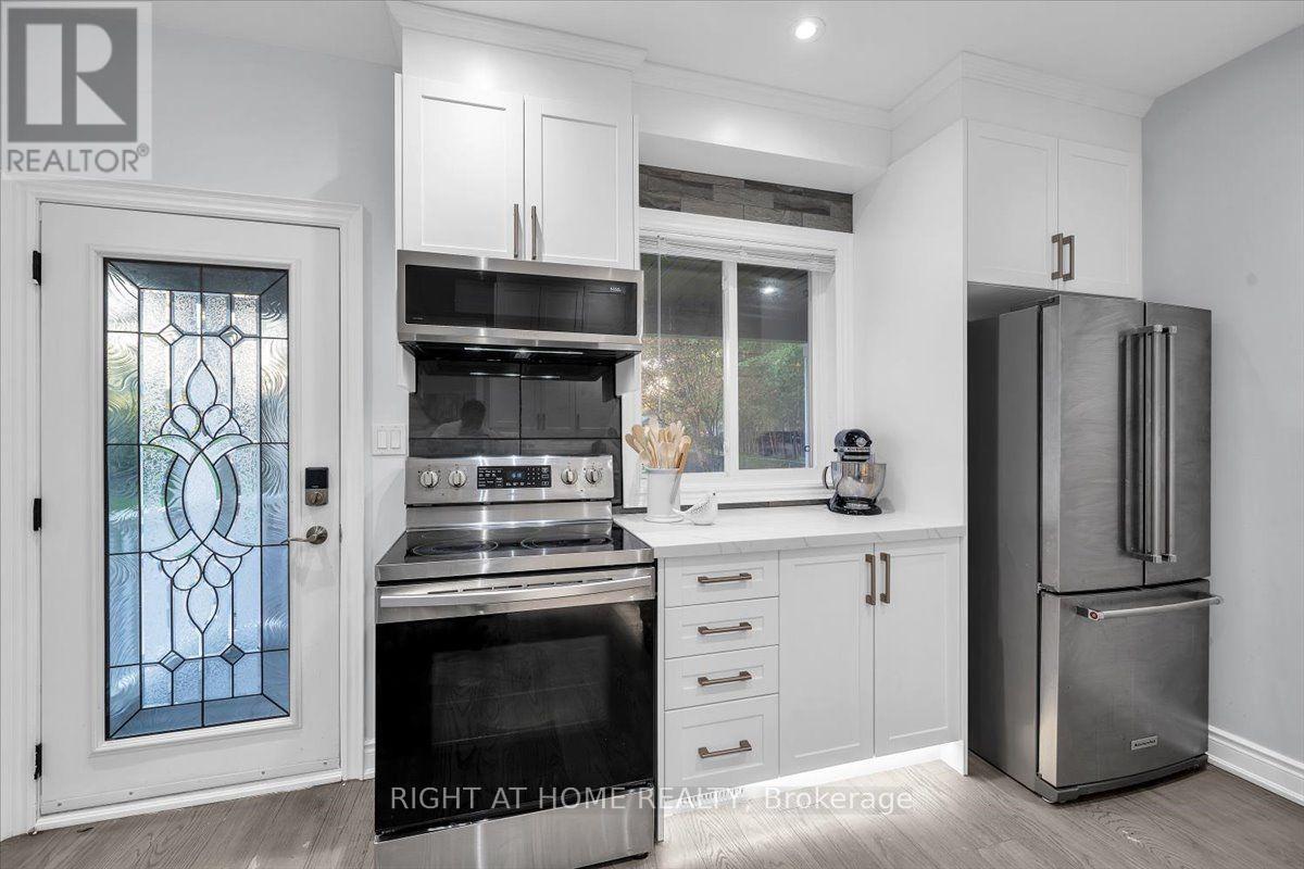 176 Burk Street, Oshawa, ON photo 12