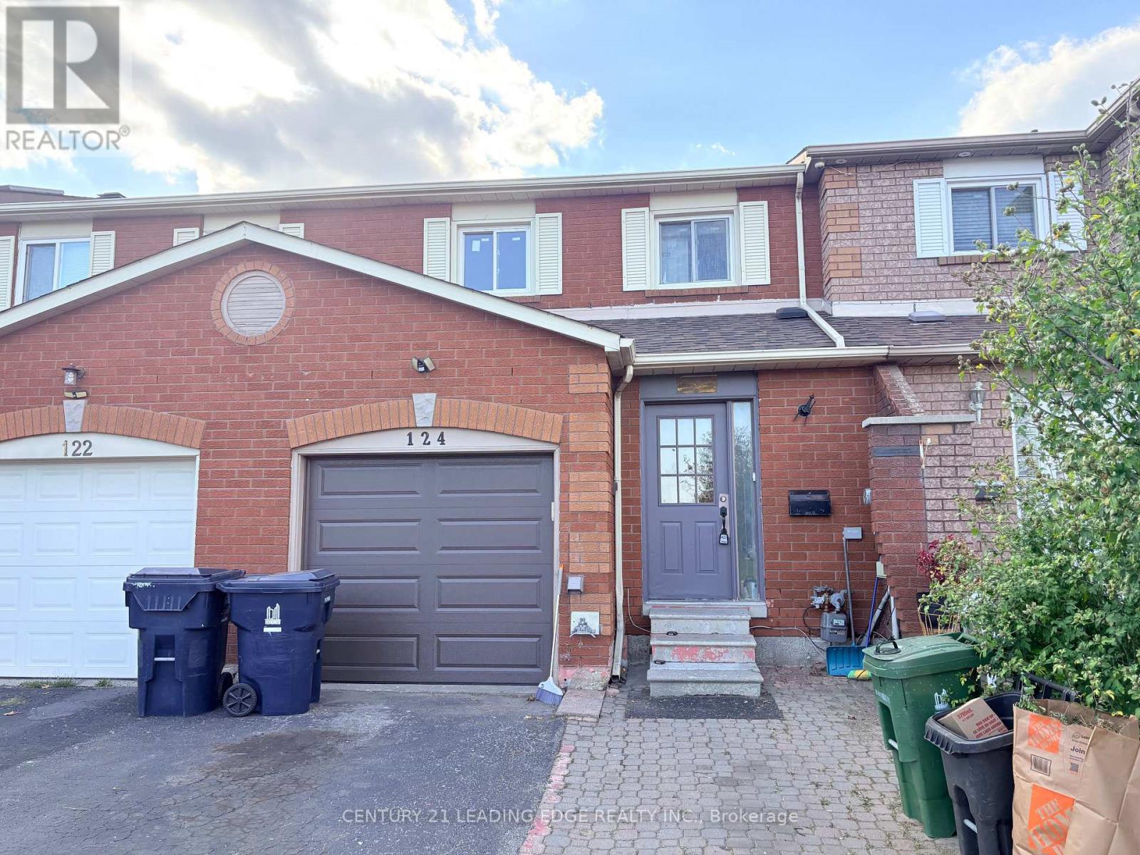 Photo of 124 Robbinstone Drive