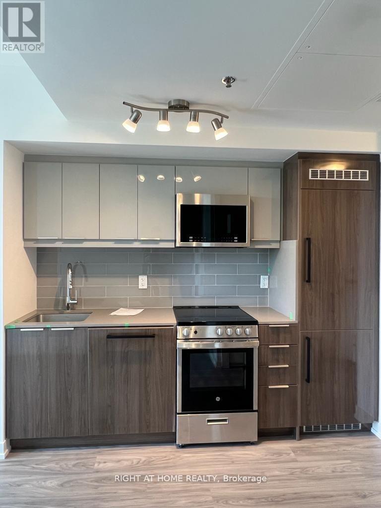 1010 - 90 GLEN EVEREST ROAD, Toronto (Birchcliffe-Cliffside)