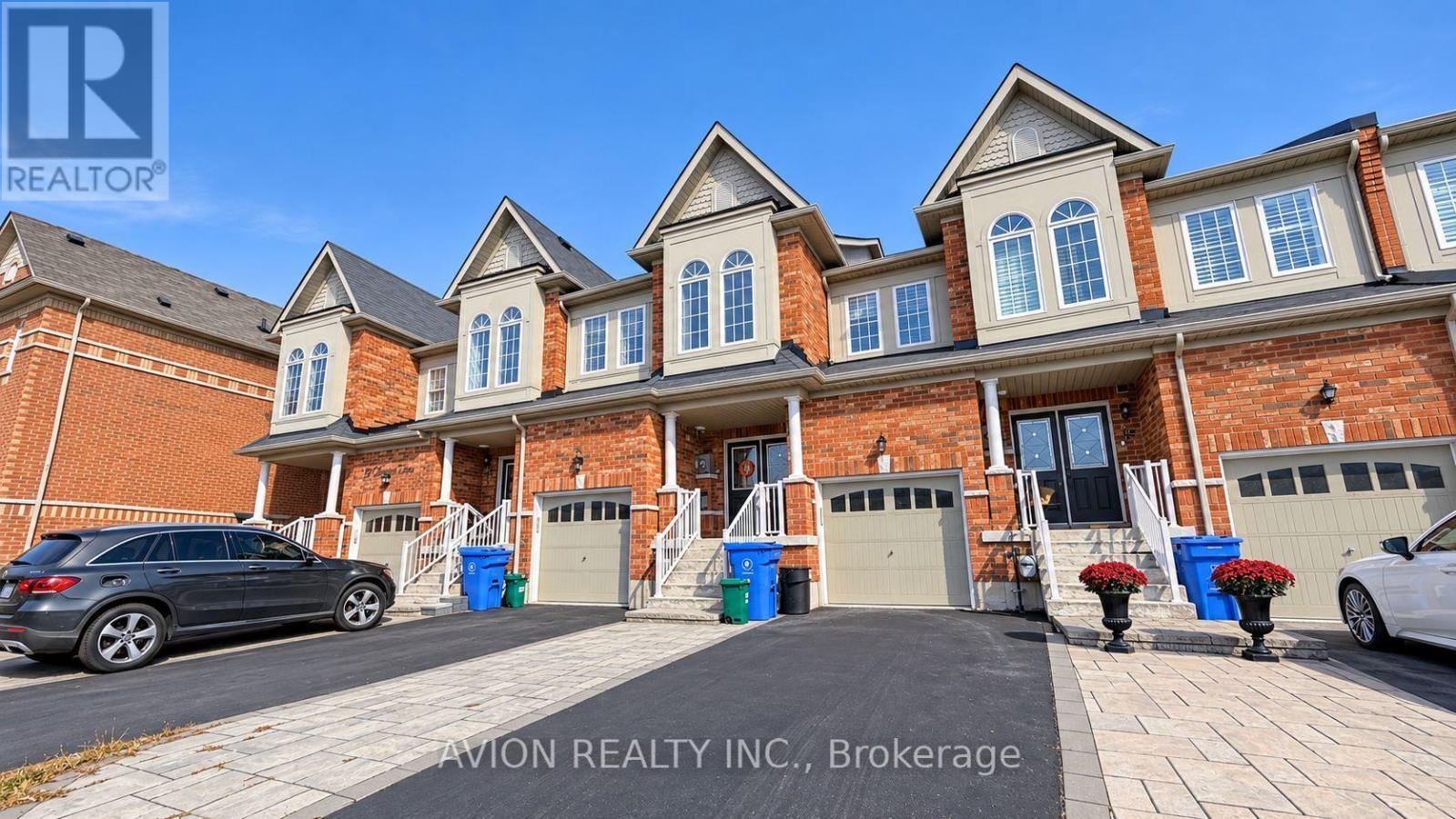 23 CLARINET LANE, Whitchurch-Stouffville (Stouffville) — photo 3