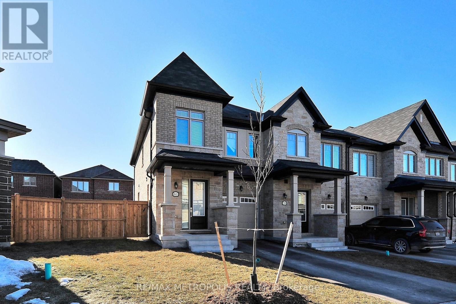 61 SEEDLING CRESCENT - 1