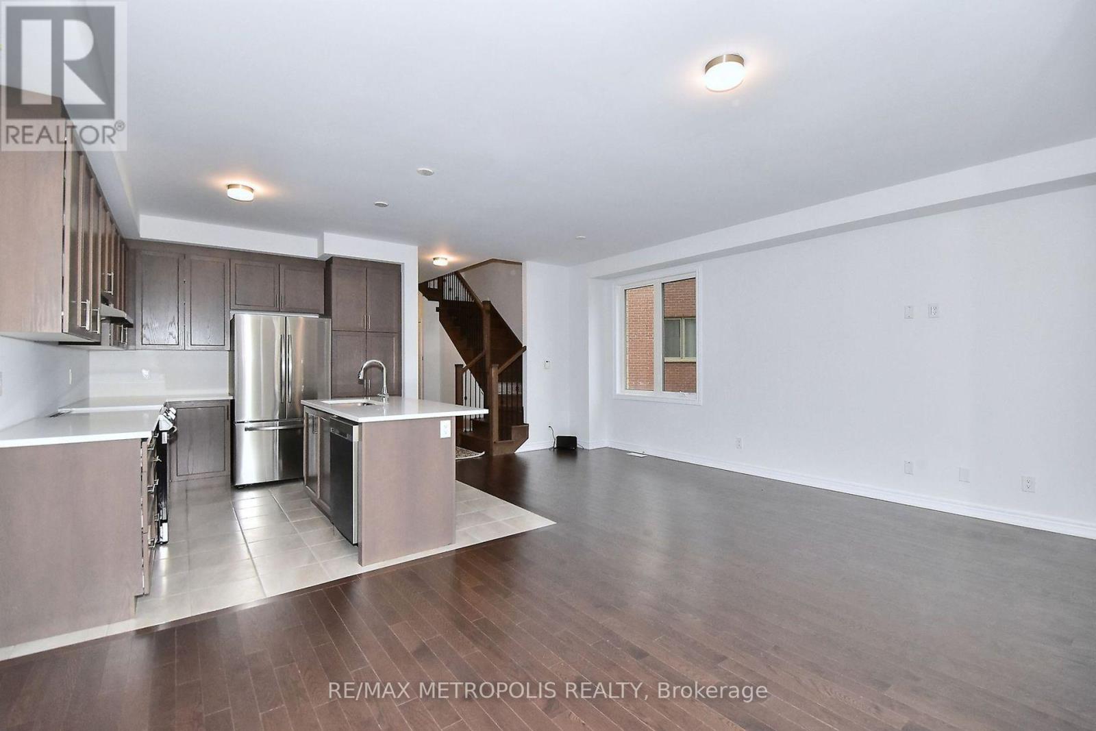 61 Seedling Crescent, Whitchurch-Stouffville, ON photo 17