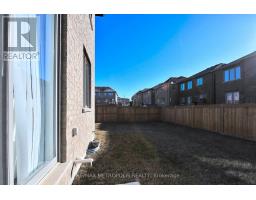 61 Seedling Crescent, Whitchurch Stouffville, ON L4A4V5 Photo 12