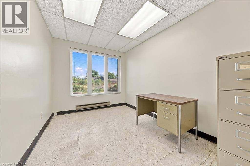 360 HWY 20, Glanbrook — photo 12