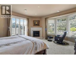Living room - 906 Cobblestone Lane, Saanich, BC V8Y3G3 Photo 18