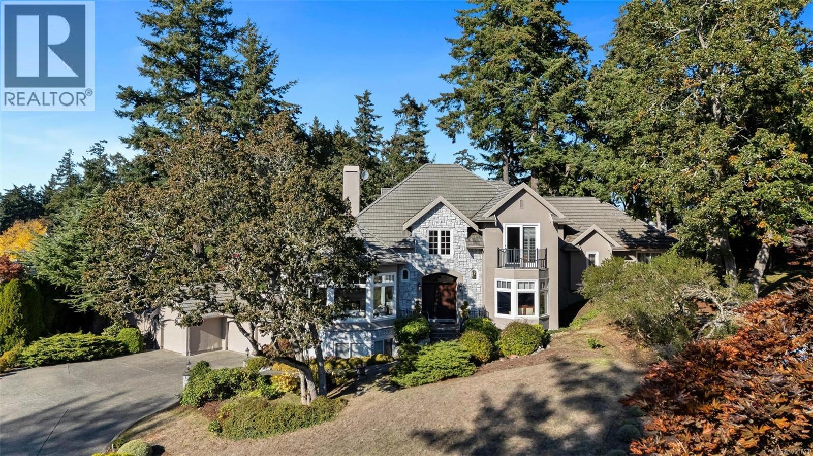 906 Cobblestone Lane - 2