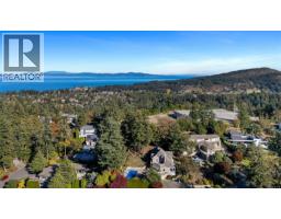 906 Cobblestone Lane, Saanich, BC V8Y3G3 Photo 76