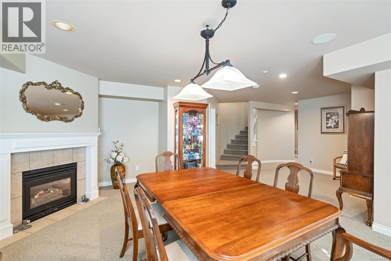 906 Cobblestone Lane - 40