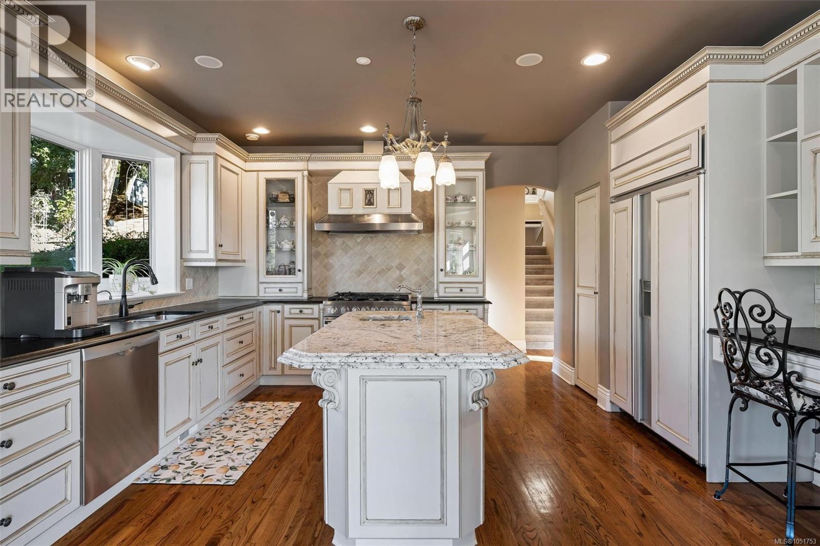 906 Cobblestone Lane - 36