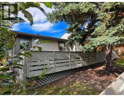 29, 185 Woodridge Drive SW - photo 35
