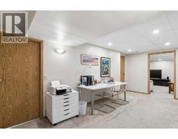 29, 185 Woodridge Drive SW - photo 28