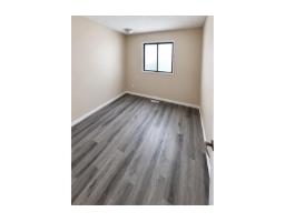 Bedroom 3 - 14212 114 St Nw, Edmonton, AB T5X3Z8 Photo 7