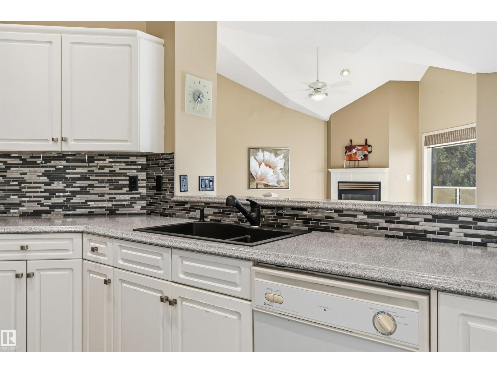 #5 11809 9B AV NW - Image 14