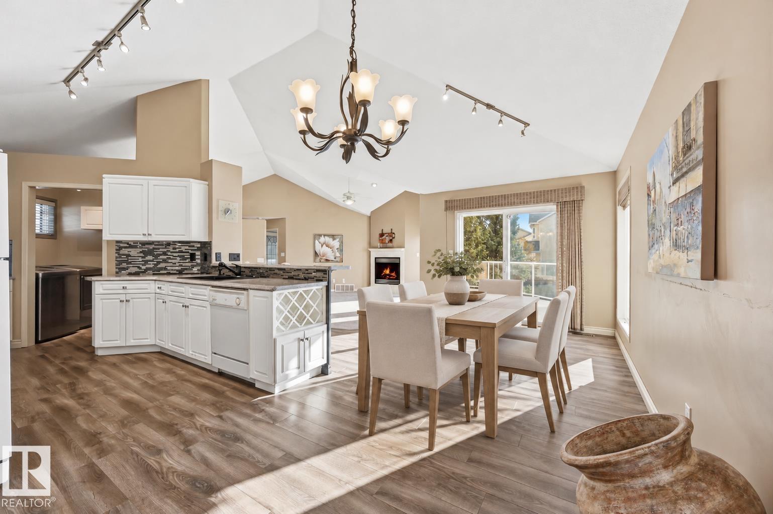 #5 11809 9B AV NW - Image 17