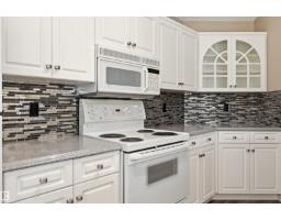 #5 11809 9b Av Nw, Edmonton, AB T6J7B6 Photo 13