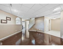 #5 11809 9b Av Nw, Edmonton, AB T6J7B6 Photo 31