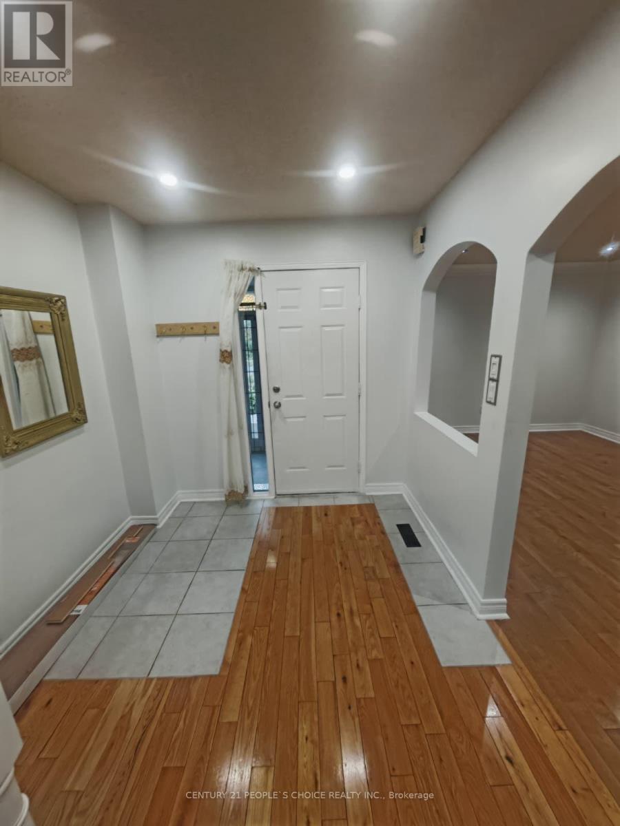 UPPER - 233 MURRAY STREET, Brampton (Brampton West) — photo 3