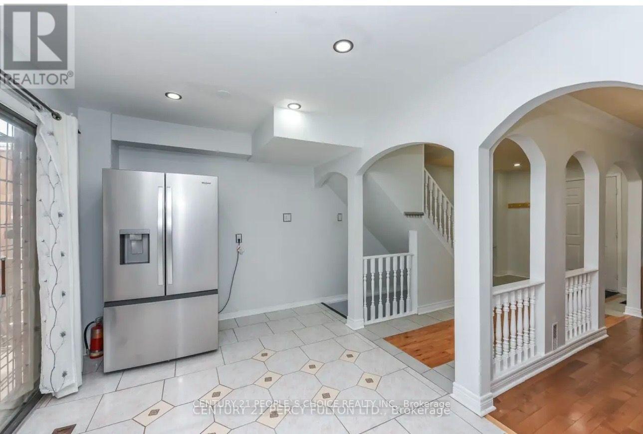 UPPER - 233 MURRAY STREET, Brampton (Brampton West) — photo 5