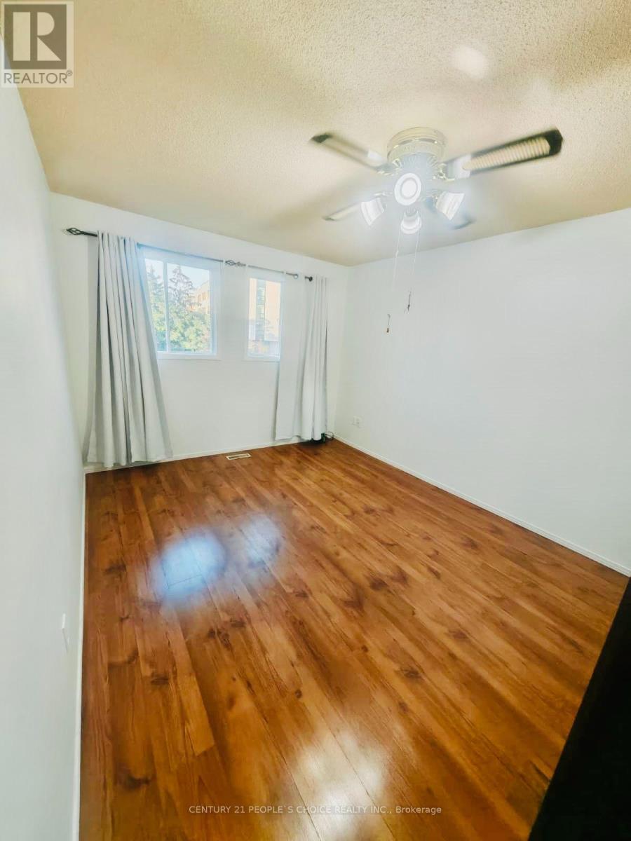 UPPER - 233 MURRAY STREET, Brampton (Brampton West) — photo 9
