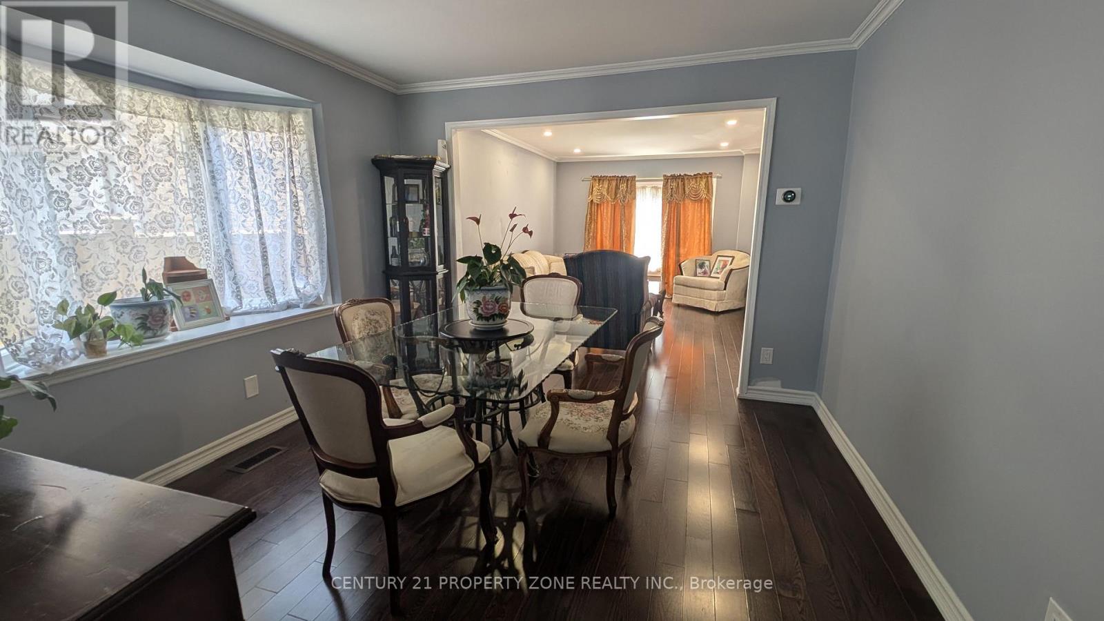 9 Corkett Drive, Brampton, ON photo 4