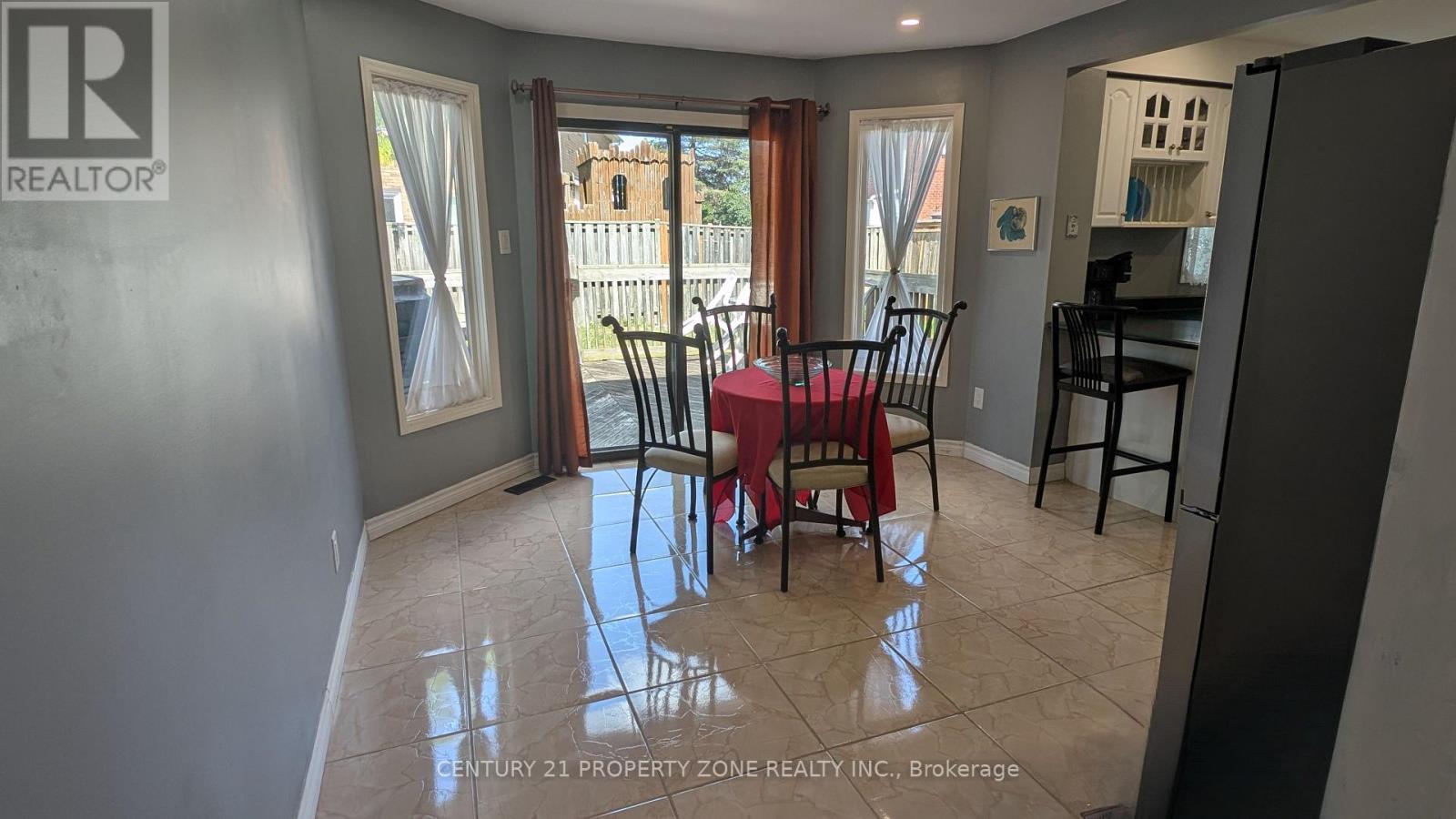9 Corkett Drive, Brampton, ON photo 7